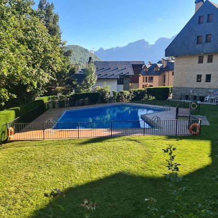 Apartamento En Panticosa Esterno foto